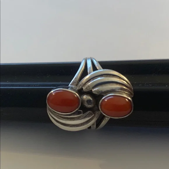 Sterling Silver and Coral Ring - Picture 3 of 7